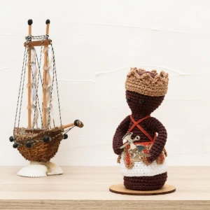 Orixá Xangô em Amigurumi - Artesanato e Personalizados