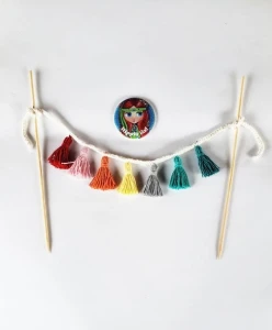 Topo de Bolo Mini Guirlanda de Tassels