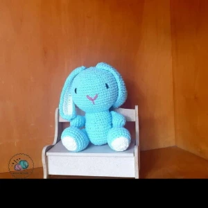 coelha melvina e coelho melvin (cada) amigurumi - Artesanato e Personalizados