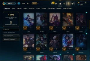 Platina 4 com 50 Champs e 10 Skins - League of Legends LOL