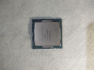 PC i3 10100 pronto para uso sem gabinete - Produtos Físicos