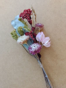Ramo de Flores com Sempre Viva de Jardim - Artesanato e Personalizados