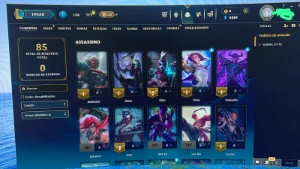 Conta LoL Platina IV, upada a mão, 50 champs, sem risco de b - League of Legends