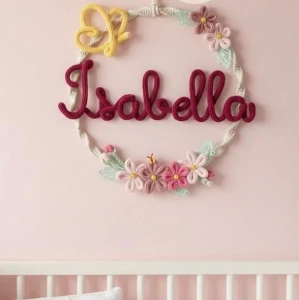Porta Maternidade Macramê com Tricotin Personalizado - Artesanato e Personalizados