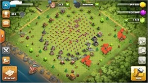 Vila Cv6 [com presentes de natal] - Clash of Clans