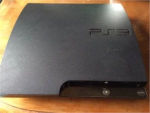 PS3 Semi-Novo Pouco usado slim - Playstation