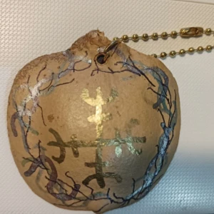 Acessório Artesanal de Jacarandá Personalizável - Artesanato e Personalizados