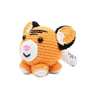 Tigre bola em amigurumi