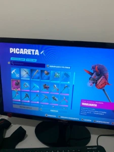 Conta Fortnite Com Cavaleiro Negro E Varias Skins Antigas/Sa