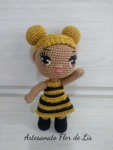 Amigurumi Boneca Bee - Artesanato e Personalizados