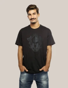Camiseta Preta Elmo - Artesanato e Personalizados