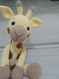 Amigurumi Girafa Dengosa - Artesanato e Personalizados