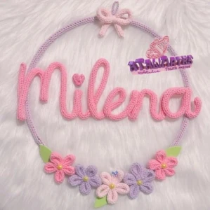 Porta Maternidade Lacinho e Flores em Tricotin - Artesanato e Personalizados