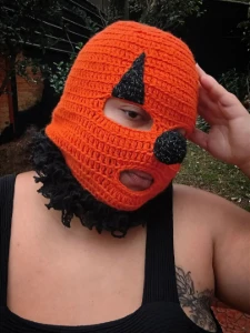 Balaclava Palhaço Laranjinha - Artesanato e Personalizados