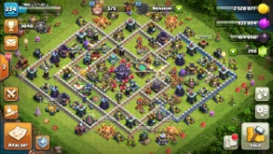 Cv15 meio ruschado, tropas bem upadas e heróis! - Clash of Clans