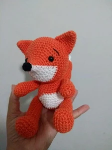 Amigurumi Raposa - Artesanato e Personalizados