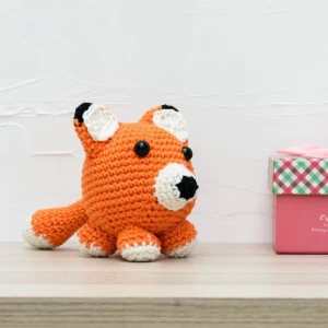 Raposa Bola Amigurumi Artesanal para Bebê - Artesanato e Personalizados