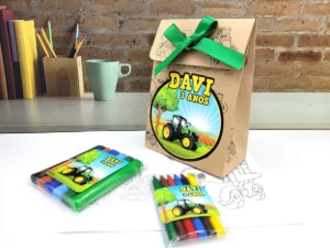 Kit Colorir e Modelar Trator com Sacola Kraft - Artesanato e Personalizados