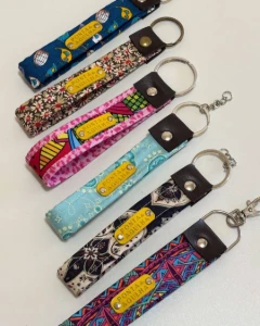 Chaveiro Artesanal de Tecido - Artesanato e Personalizados