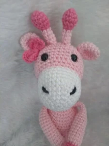 Amigurumi Girafa Gina - Artesanato e Personalizados