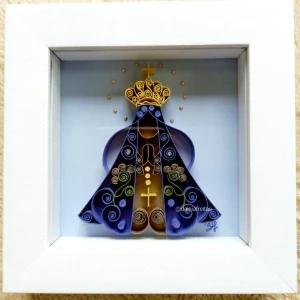 Nossa Senhora Aparecida em Quilling 13 x 13 cm