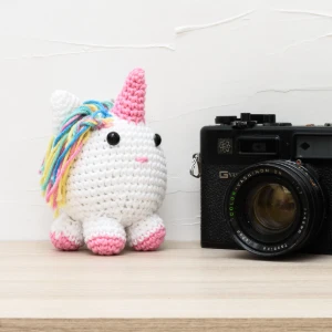 Unicórnio Bola em amigurumi - Artesanato e Personalizados