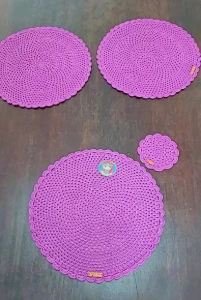 Kit de 6 Sousplats em Crochê Alfazema - Artesanato e Personalizados