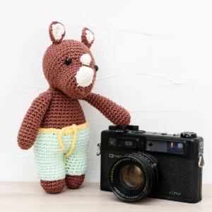 Rinoceronte Marrom Amigurumi - Artesanato e Personalizados