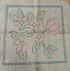 Tela para bordar em juta TJ-92 - 44 x 44 cm