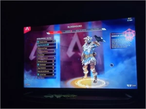 Conta Apex com Herança Revenant - X-BOX - Apex Legends