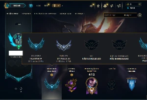 Platina 4 com 150 Champs e 119 Skins ( MID / JG / ADC )