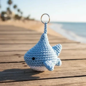 Tubarão Azul-Claro em Amigurumi - Artesanato e Personalizados