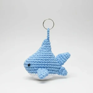 Tubarão Azul-Claro em Amigurumi - Artesanato e Personalizados