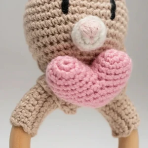 Mordedor Coelho Rosa Coração Amigurumi - Artesanato e Personalizados