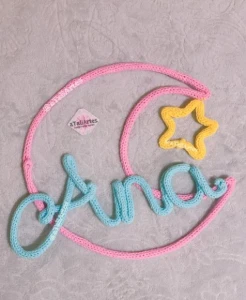 Nome na Lua com Estrela personalizado em Tricotin - Artesanato e Personalizados