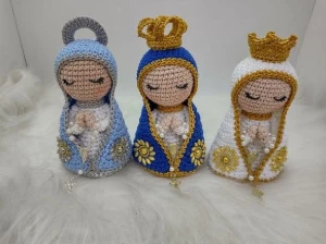 Mini Santinha em crochê - Artesanato e Personalizados