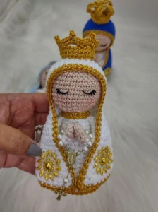 Mini Santinha em crochê - Artesanato e Personalizados