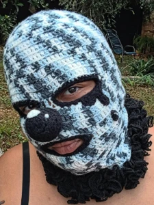 Balaclava Palhaço Camuflado em crochê - Artesanato e Personalizados