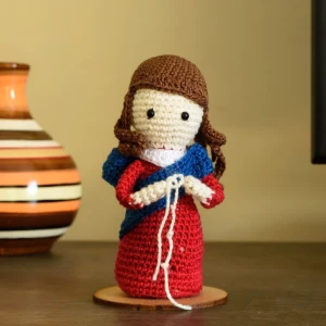 Nossa Senhora Desatadora de nós em amigurumi - Artesanato e Personalizados