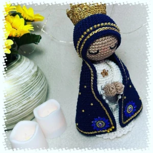 Nossa Senhora Aparecida em Amigurumi - Artesanato e Personalizados