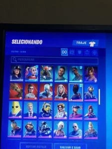 Conta fortnitedesde a season 3 com muita skin comprada