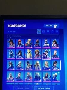 Conta fortnitedesde a season 3 com muita skin comprada