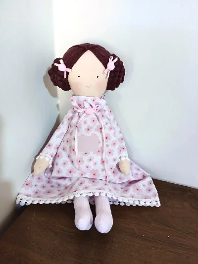 Boneca de Pano - Artesanato e Personalizados