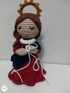Nossa senhora Desatadora de Nós em Crochê - Artesanato e Personalizados