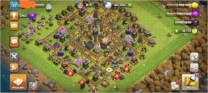 Conta Clash of Clans CV 11 com 10.700 gemas.