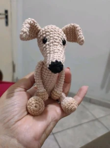 Mini Pet Galgo/Wippet - Amigurumi de crochê - Artesanato e Personalizados