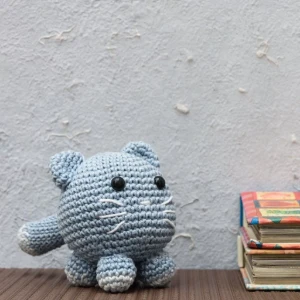 Gato Bola em amigurumi - Artesanato e Personalizados