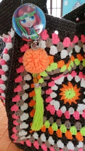 Chaveiro Pompom para Bolsas - Artesanato e Personalizados