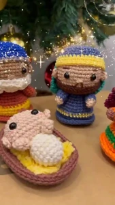 Personagem de Presépio em Amigurumi - Artesanato e Personalizados