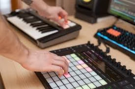 pack com 100 free beats - Outros